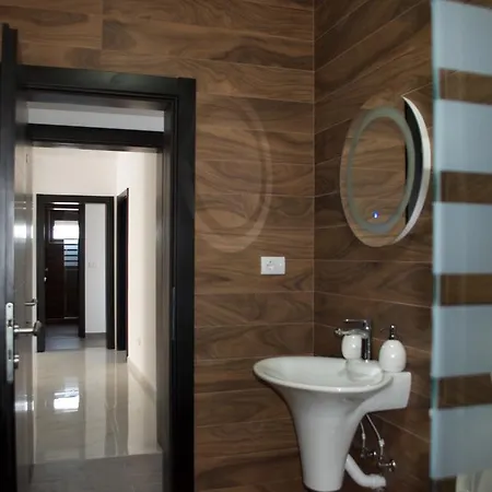 Flo Apartments Ulcinj Exterior photo