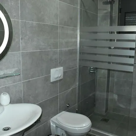 Flo Apartments Ulcinj Exterior photo
