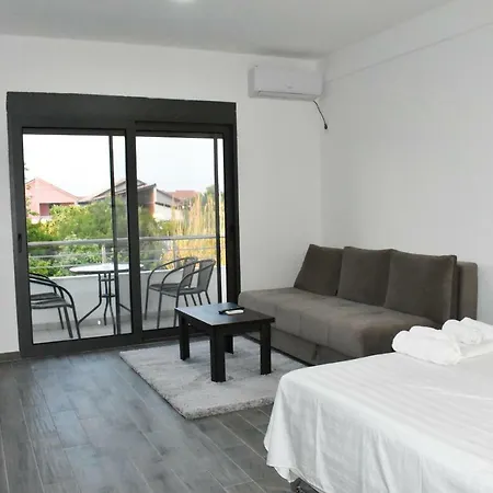 Flo Apartments Ulcinj Exterior photo