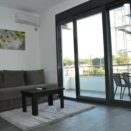 Flo Apartments Ulcinj Exterior photo