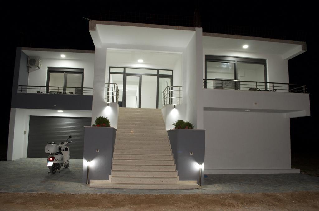 Apartment Flo Ulcinj