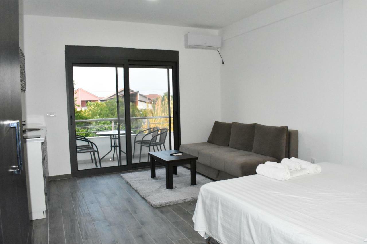 Apartment Flo Ulcinj